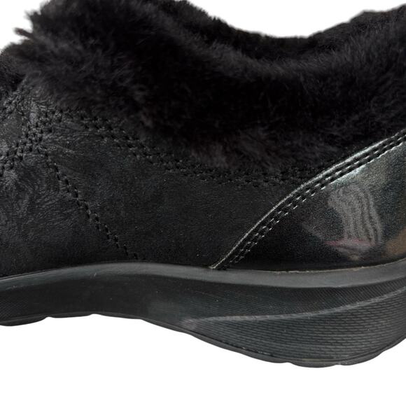 Bzees Golden Winter Bootie Size 6 Faux Fur Trim Cushioned Warm Ankle Boot - Picture 7 of 9